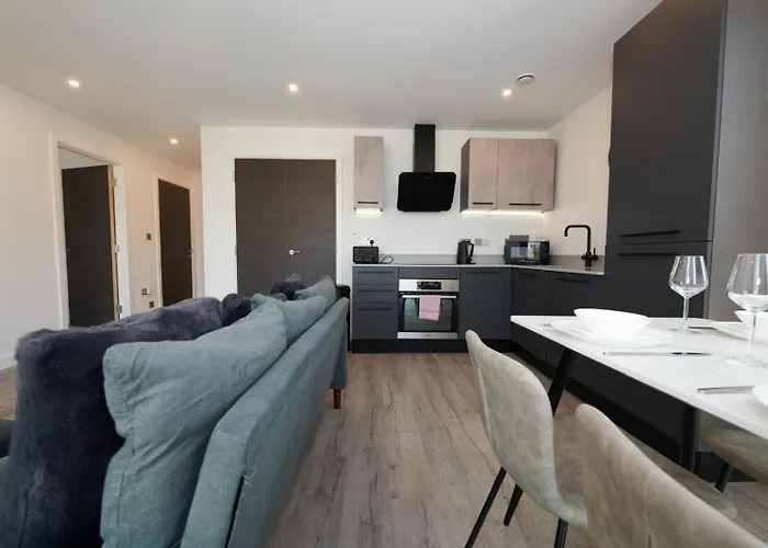 Minster Icona 239 - Free Parking And Gym! *