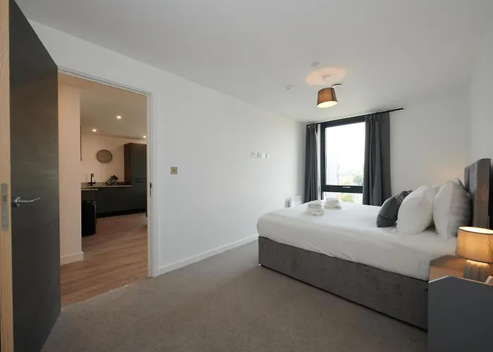 Minster Icona 239 - Free Parking And Gym! *