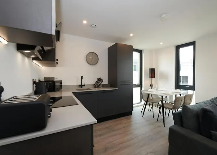 Minster Icona 239 - Free Parking And Gym! *