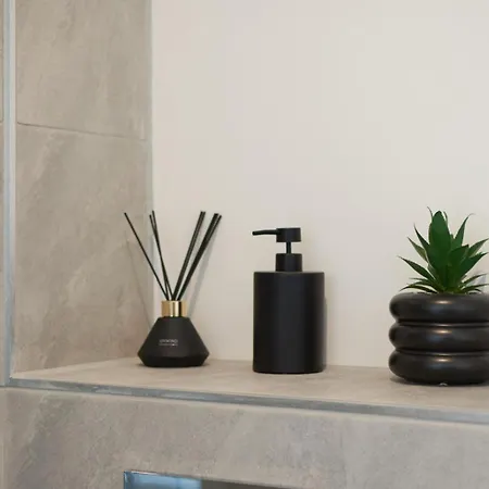 Minster Icona 239 - Free Parking And Gym! *